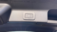 Jaguar F-Pace 2.0 D200 R-Dynamic Black 5dr Auto AWD Diesel Estate